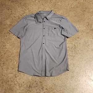 OAKLEY BUTTON DOWN SHIRT XL slim fit